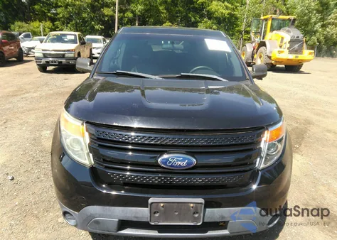 2014 Ford Police Interceptor z USA, uszkodzony, nr VIN 1FM5K8AR9EGA70764